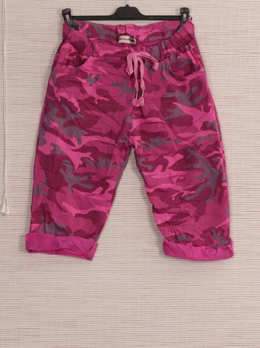 Italian Camouflage Print Knee Length Magic Shorts - Cerise