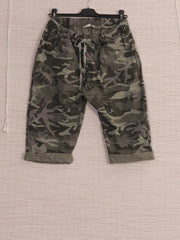 Italian Camouflage Print Knee Length Magic Shorts - Khaki