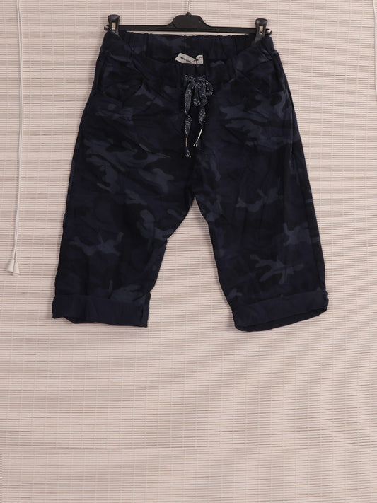 Italian Camouflage Print Knee Length Magic Shorts - Navy