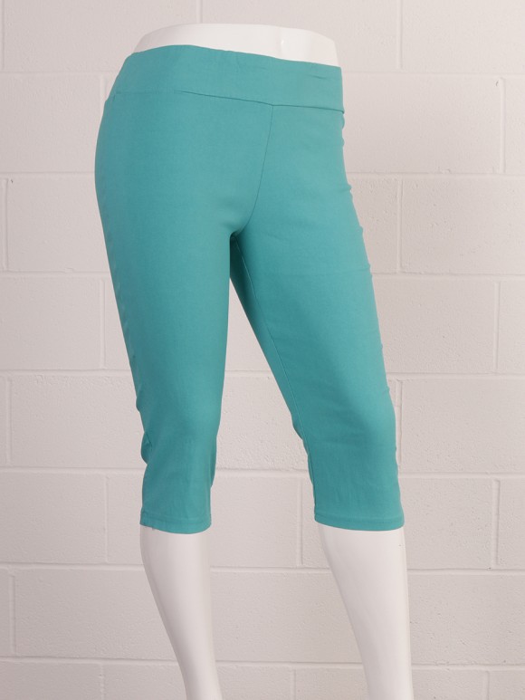 Plus Size Italian Stretch Fit Capri Pants