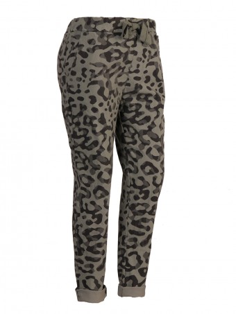 Plus Size Italian Leopard Print Magic Pants With Side Pockets